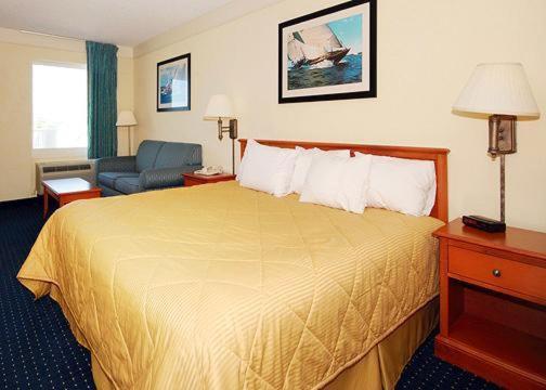 Hatteras Island Hotel