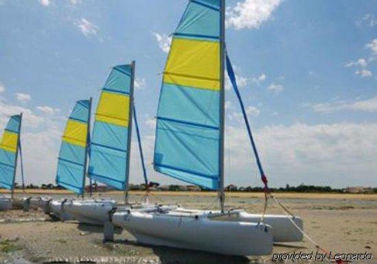 Hatteras Island Hotel 2*